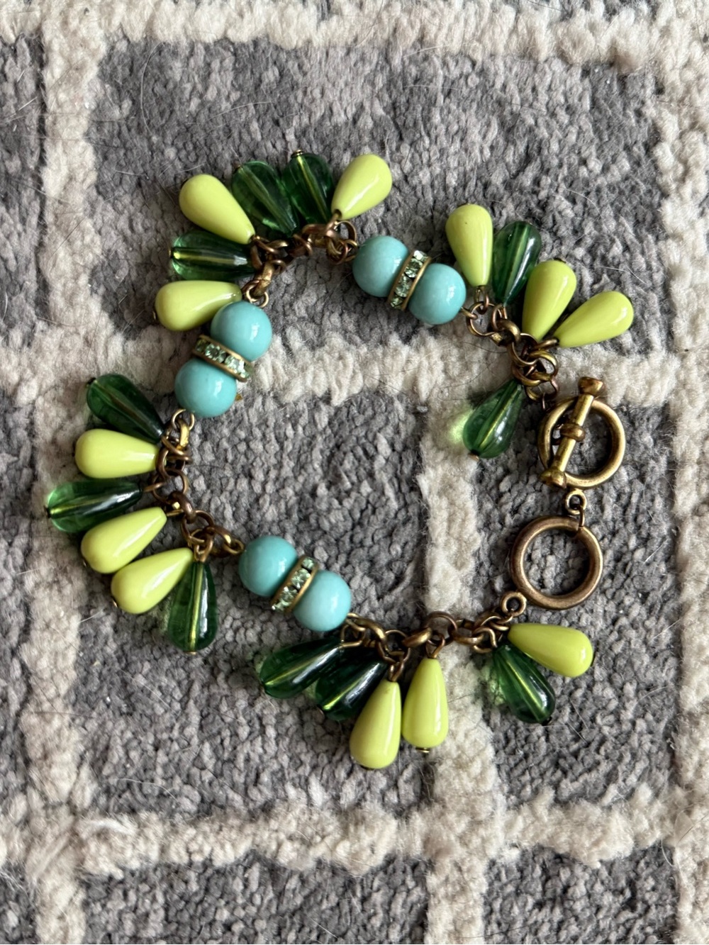 Vintage-Inspired Green & Aqua Bead Charm toggel Bracelet